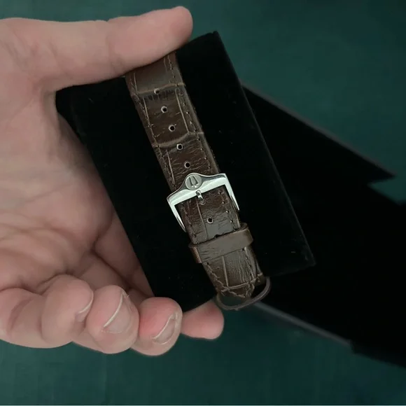 Bulova Watch - Picture 3 of 4